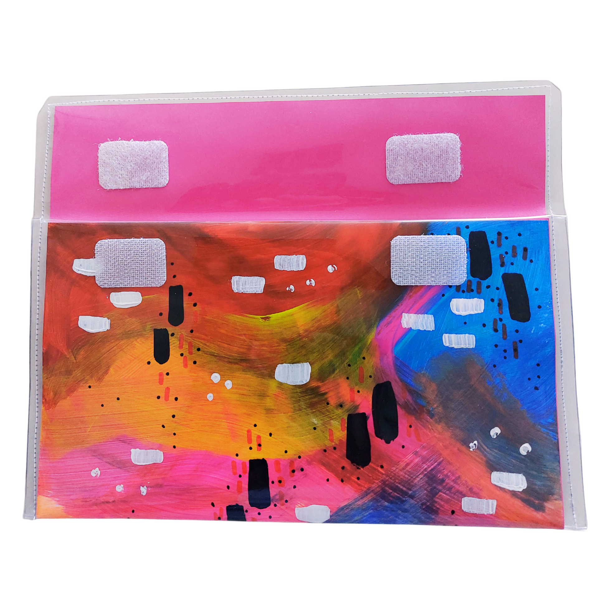 Handtas clutch binnenkant van papeir en vinyl met regenboogkleuren in abstract patroon